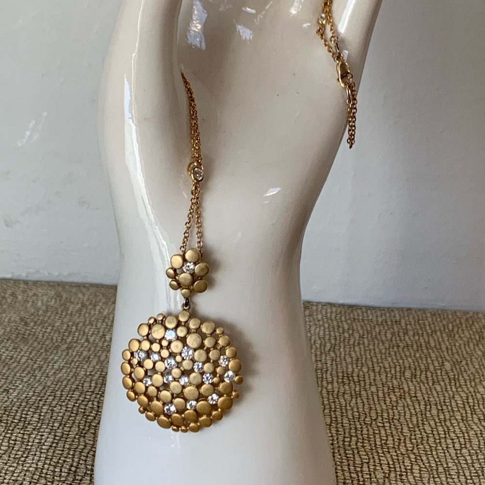 925 FAS SWAROVSKI CRYSTALS NECKLACE AND PENDANT